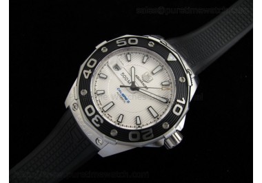 Aquaracer 500M Calibre 5 SS White Dial on Rubber Strap ETA2824